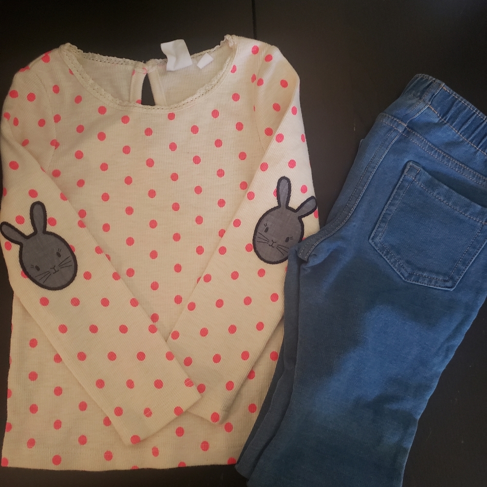 Adorable baby girl outfit